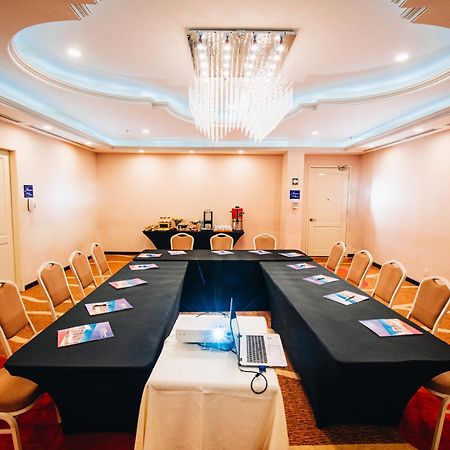 Hilton Garden Inn Tuxtla Gutiérrez Zewnętrze zdjęcie