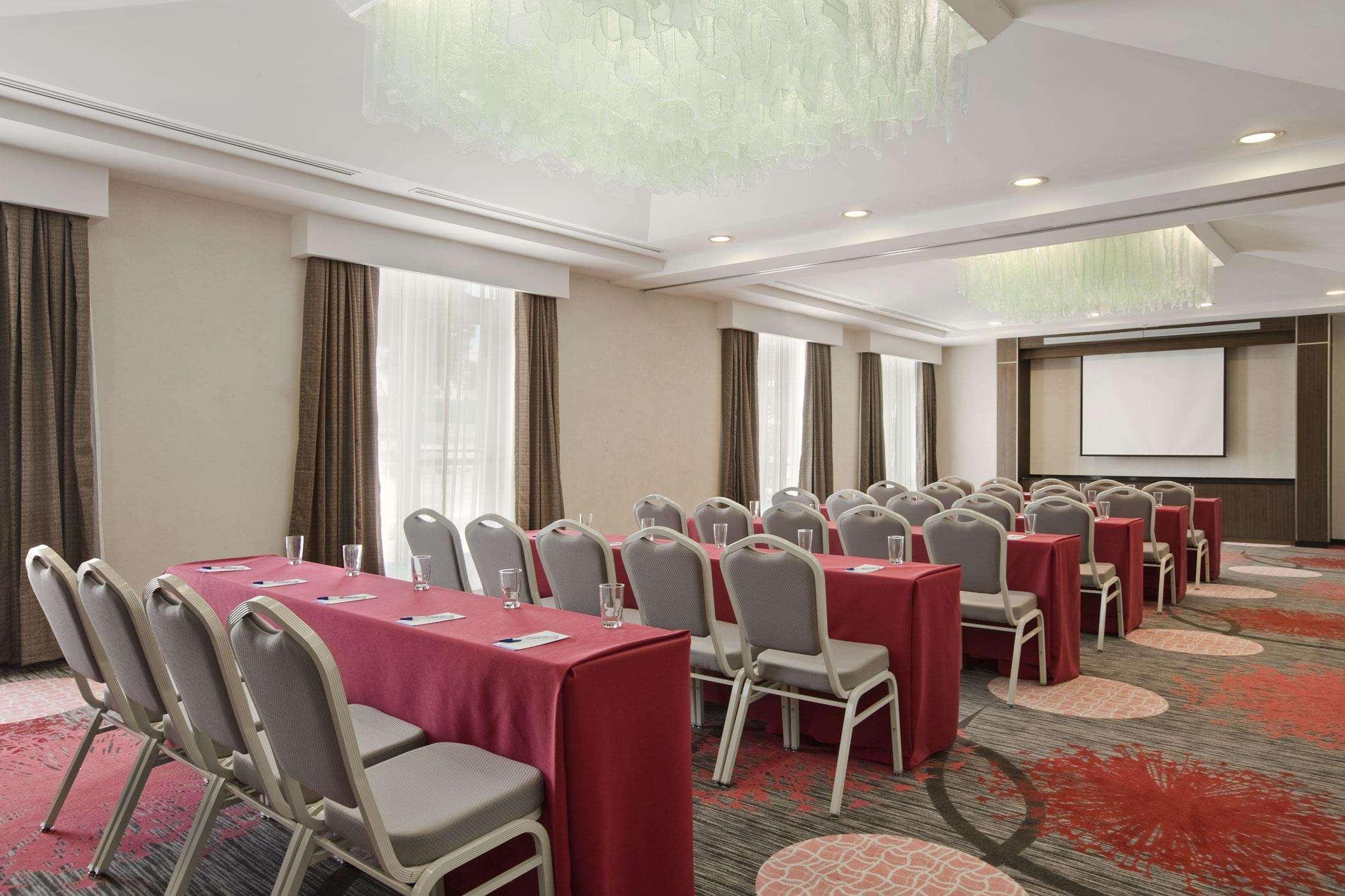 Hilton Garden Inn Tuxtla Gutiérrez Zaplecze biznesowe zdjęcie